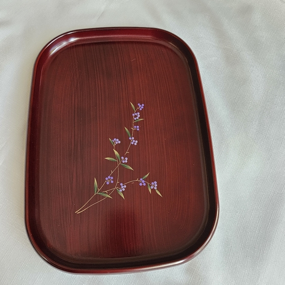 Lacquer tray with decorative purple flowers, made in Japan - Picture 4 of 7